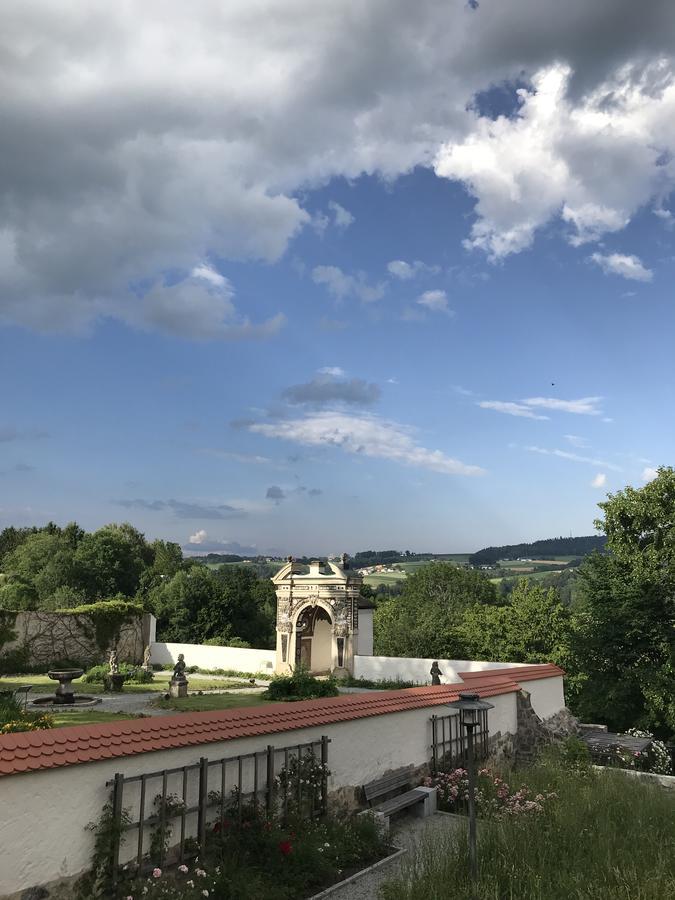 Gaestehaus Maelzerei Auf Schloss Neuburg Am Inn Dış mekan fotoğraf